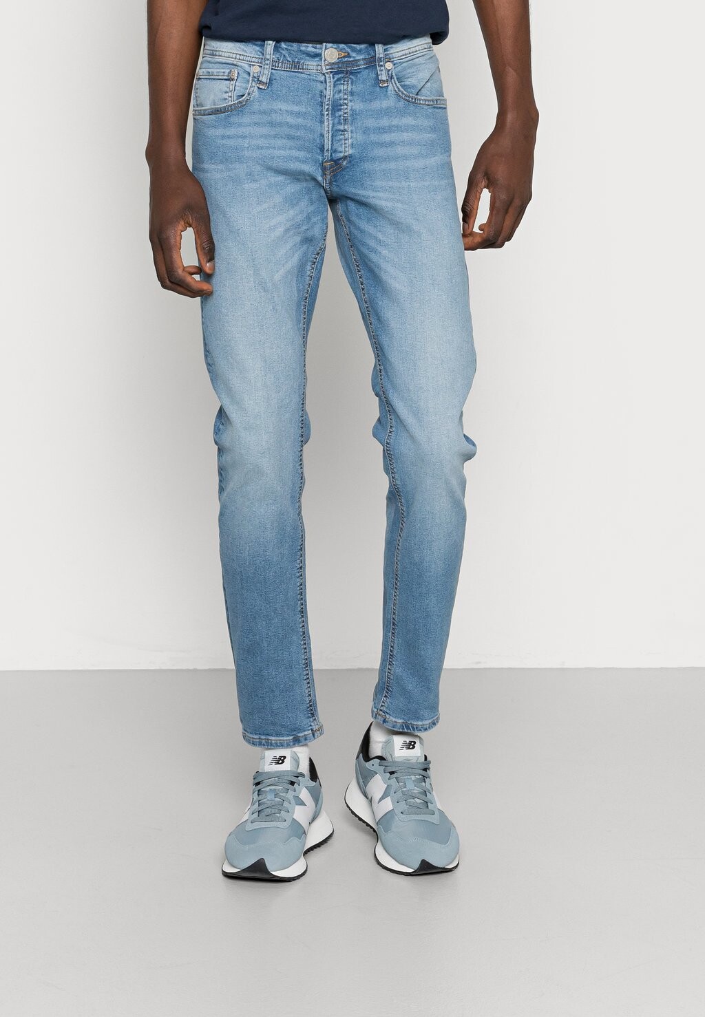 

Джинсы Slim fit Jack & Jones