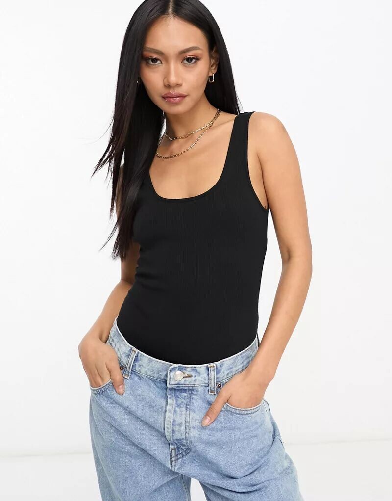 

Черное боди в рубчик с овальным вырезом ASOS