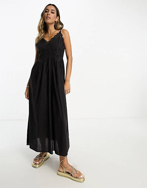 

Черный сарафан миди с плиссированной отделкой ASOS DESIGN