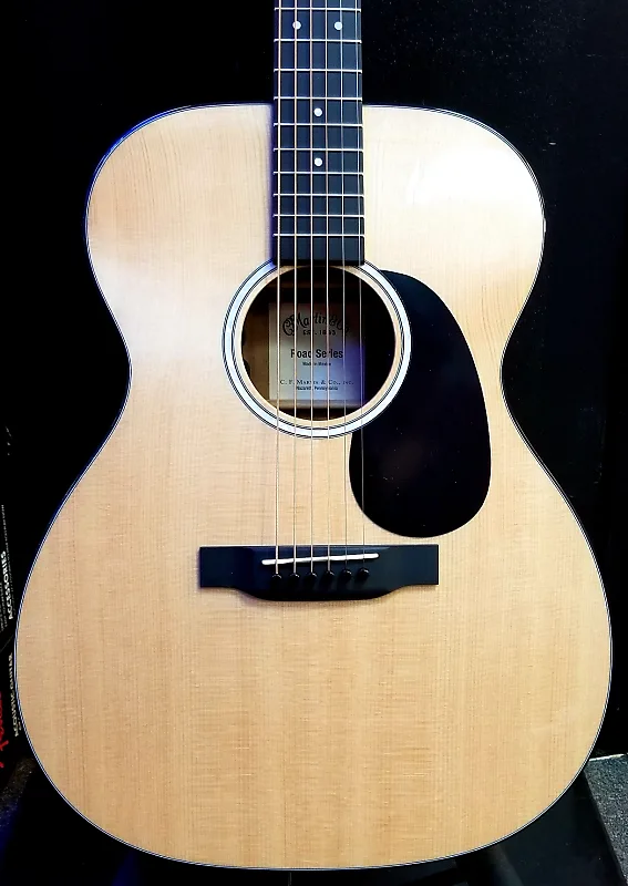 

Акустическая гитара Martin Road Series 000-12E Koa w/FREE Pro Set up