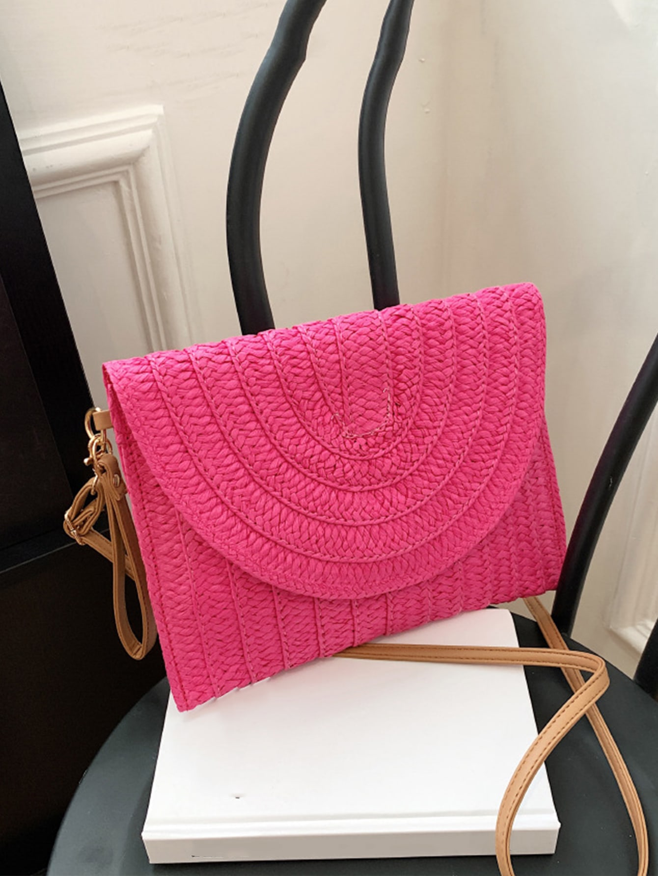Минималистичная соломенная сумка с клапаном для женщин, ярко-розовый