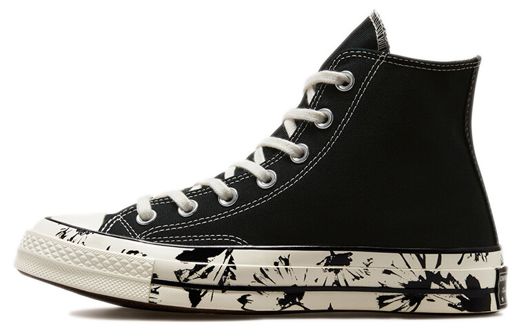 

Конверсы Chuck Taylor All Star 1970-х годов черные/бежевые/белые