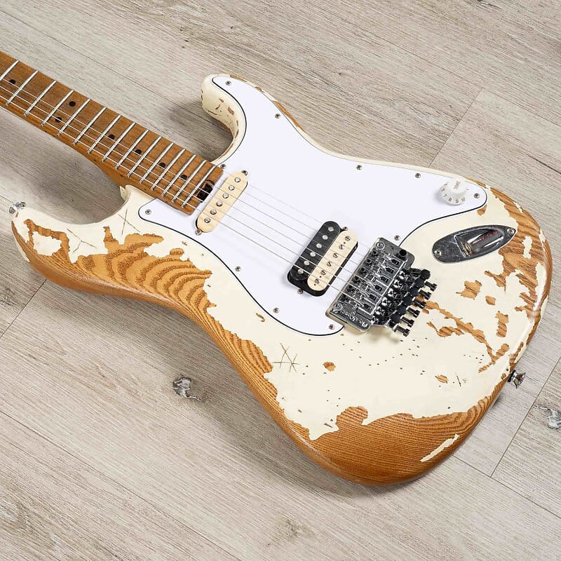 

Электрогитара Charvel Henrik Danhage Pro-Mod So-Cal Style 1 HS FR M Guitar, White Relic