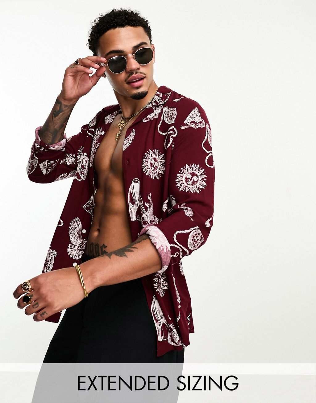 

Бордовая рубашка с тату-принтом ASOS DESIGN revere