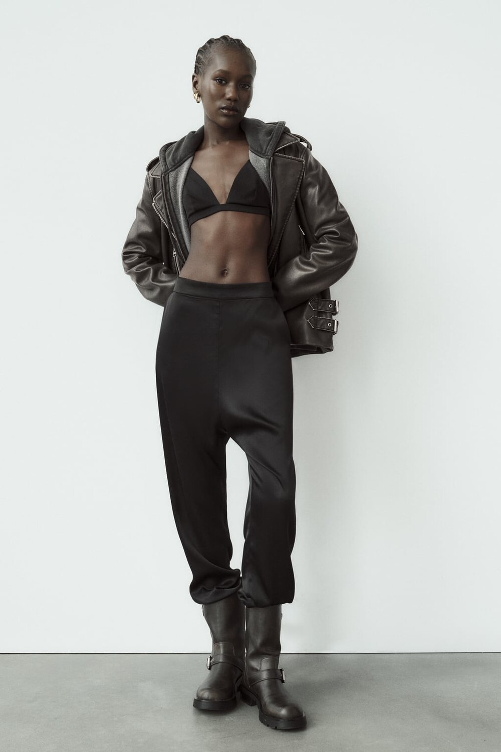 

Атласные брюки мешочные ZARA, черный