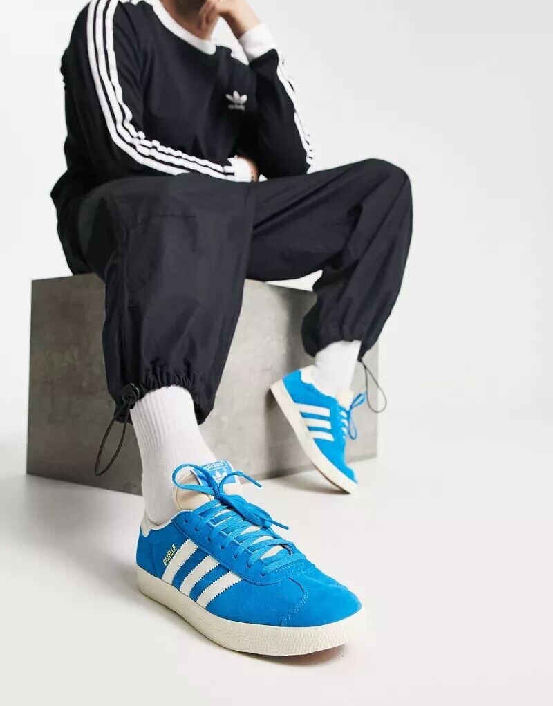 

Синие кроссовки adidas Originals Gazelle