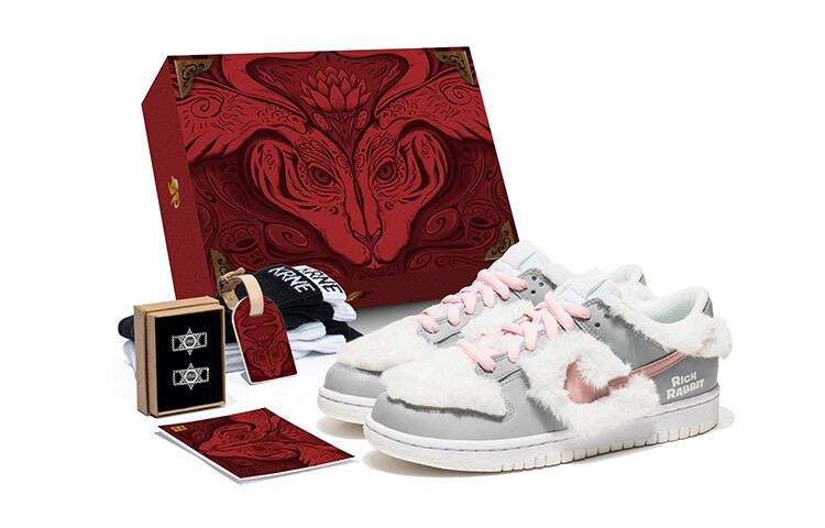 

Кроссовки для скейтбординга Dunk женские с низким верхом белые/серые Nike