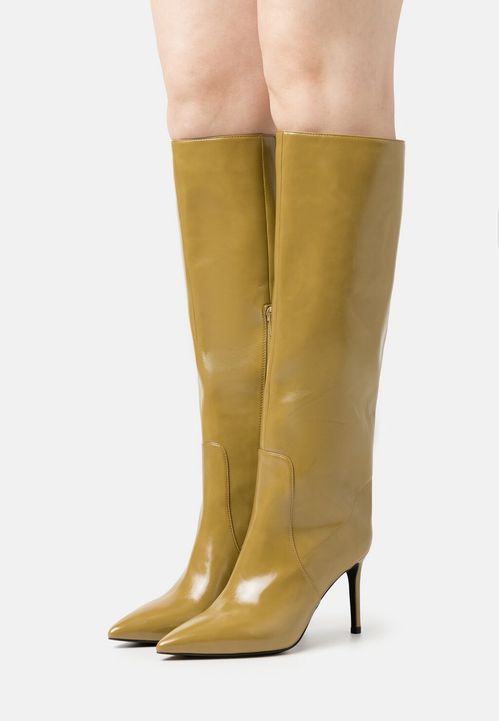 

Сапоги Jeffrey Campbell