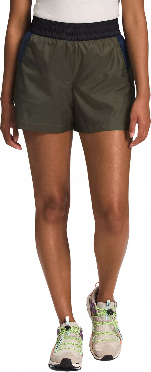

Женские шорты The North Face размера X