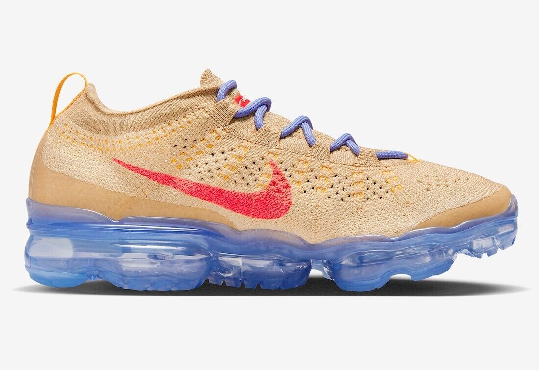 

Женские кроссовки Nike Air VaporMax 2023 Flyknit DV6840-200, коричневый