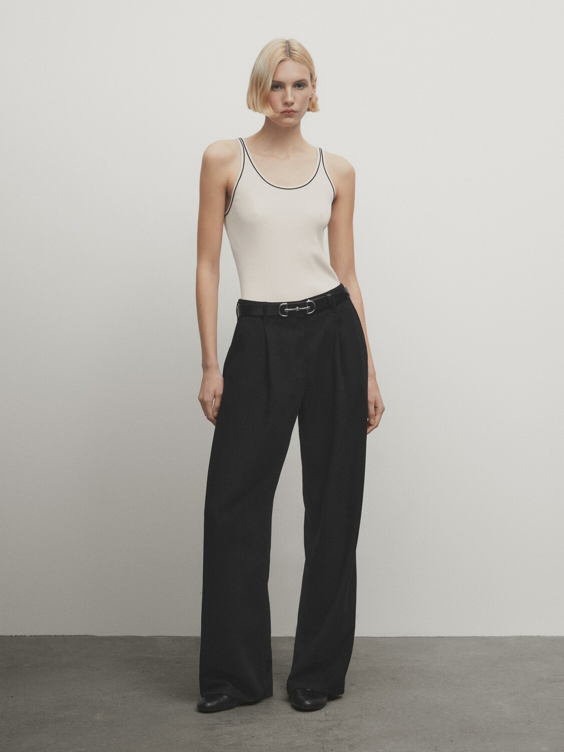 

Контрастный трикотажный топ Massimo Dutti, бежевый