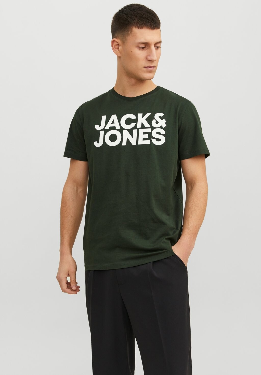 

Футболка с принтом JJECORP LOGO SS O NECK NOOS Jack & Jones, вид на горы