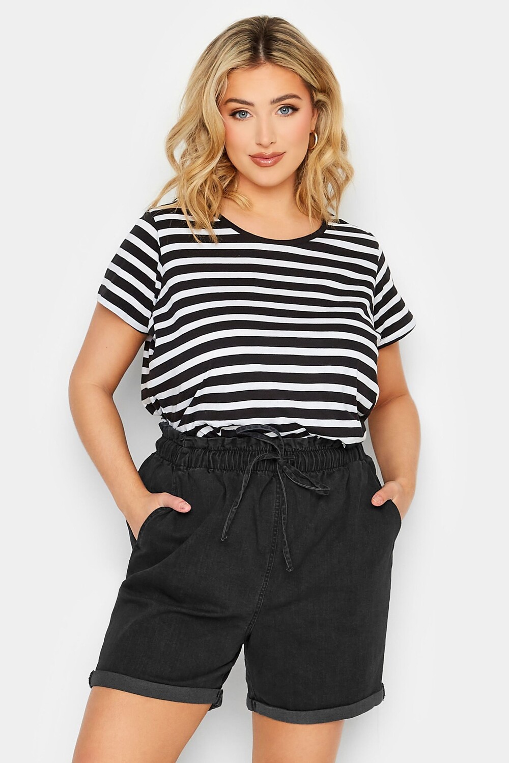 

Шорты Mom Fit с талией из бумажного пакета и завязками Yours, черный