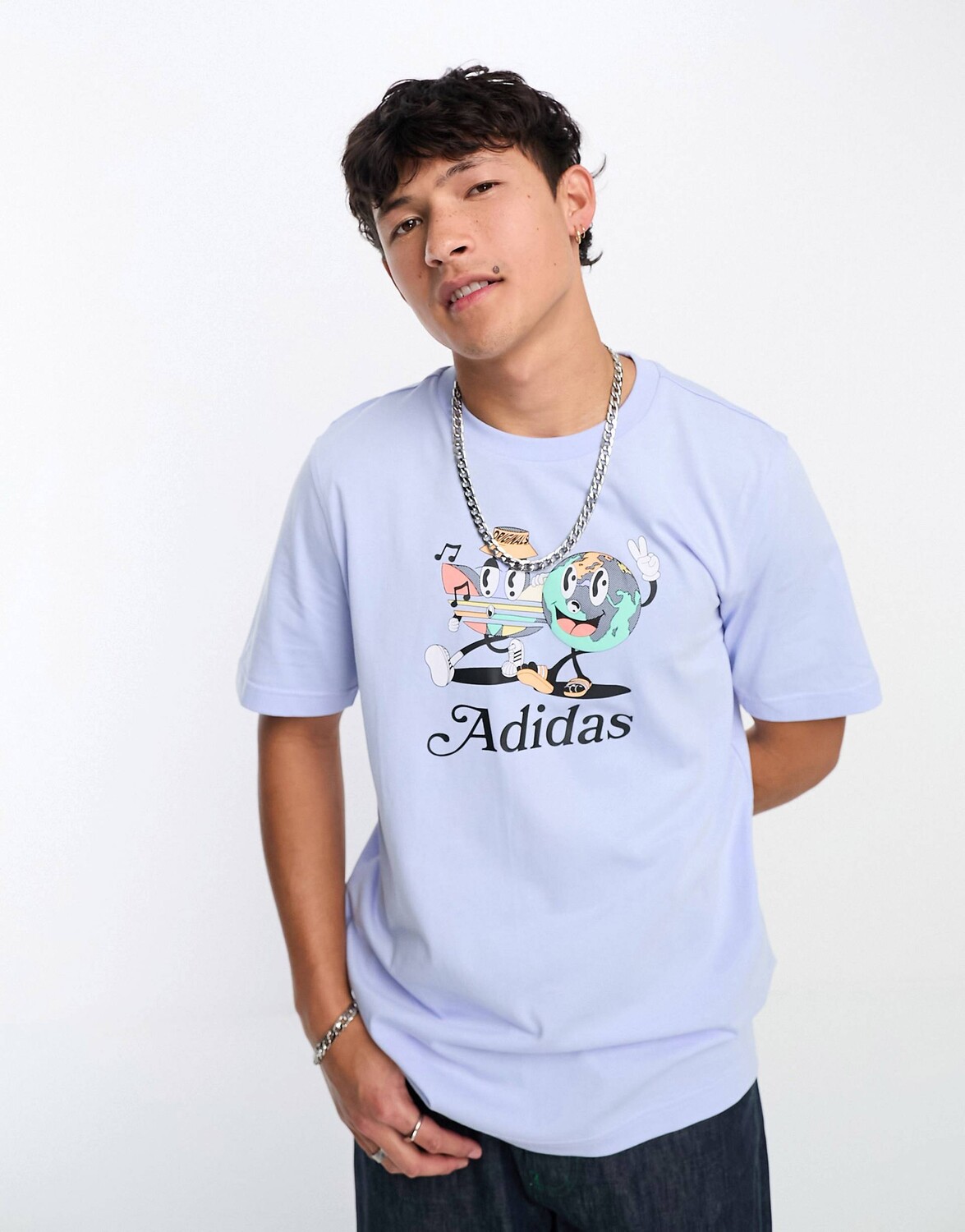 

Большая пастельно-синяя футболка с рисунком adidas Originals Enjoy Summer