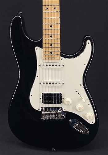 Электрогитара Suhr Classic S in Black with HSS Pickup Configuration and Maple Fretboard