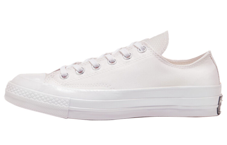 

Кроссовки Converse Canvas 1970-х годов унисекс