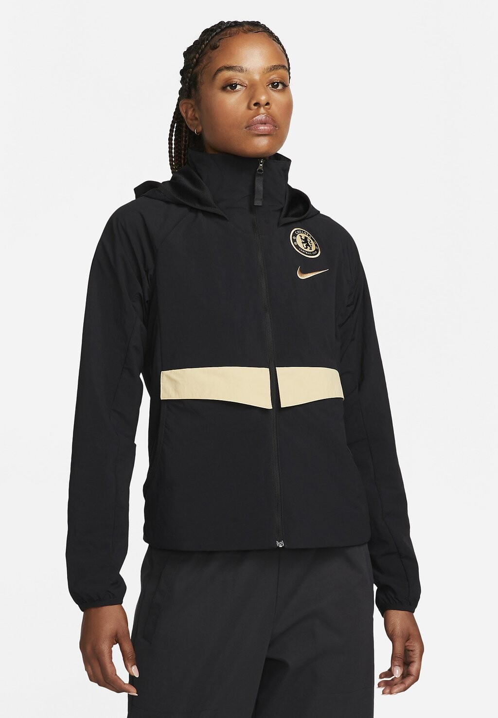 

Спортивная куртка Nike