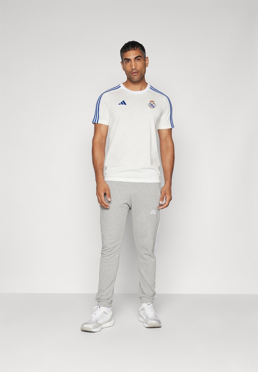

Клубная одежда Real Madrid Dna Tee adidas Performance, белая