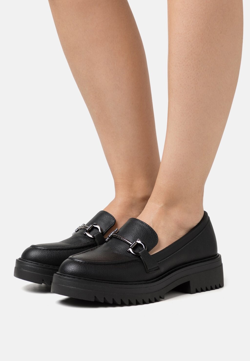 

Лоферы Esprit, черный