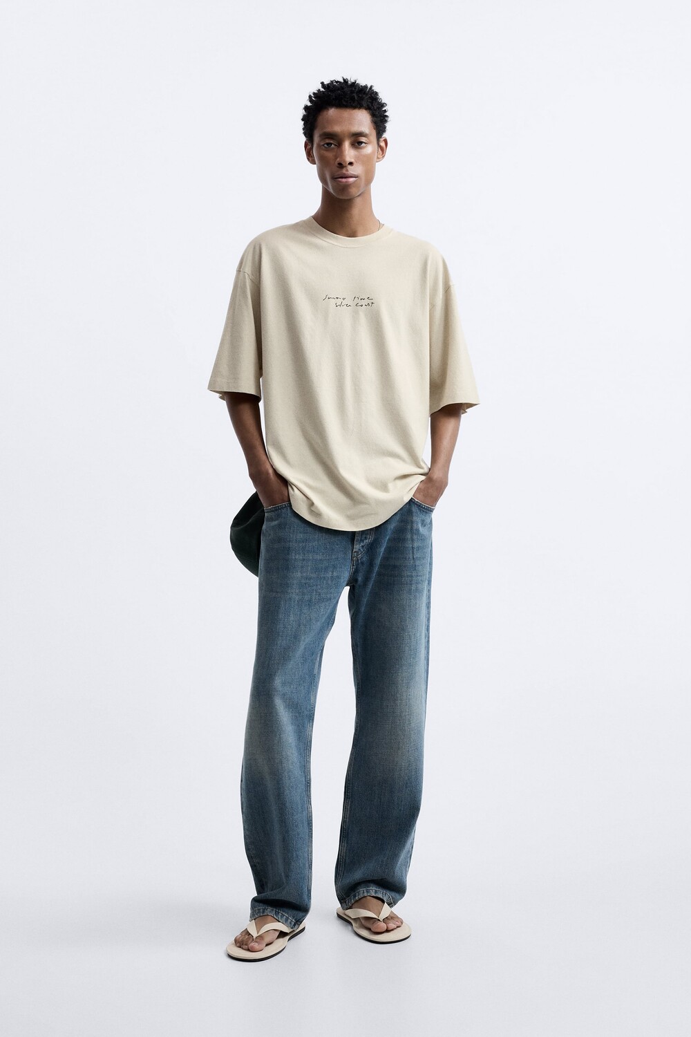 

Футболка с контрастным принтом Zara, легкий загар, Серый