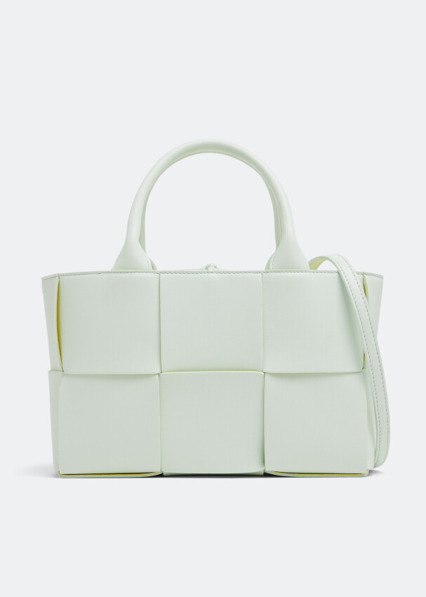 

Сумка-тоут Bottega Veneta Mini Arco, зеленый