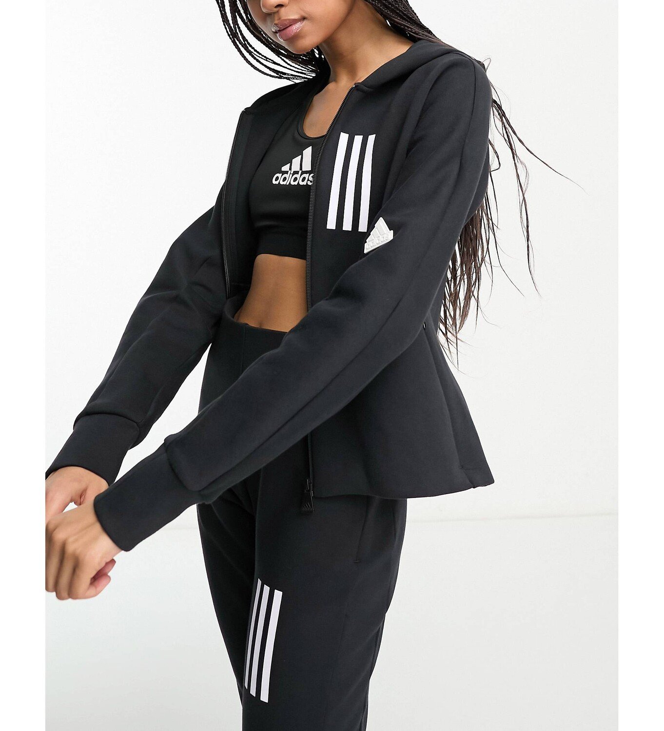 

Черная куртка на молнии с капюшоном adidas Sportswear Misson Victory adidas performance