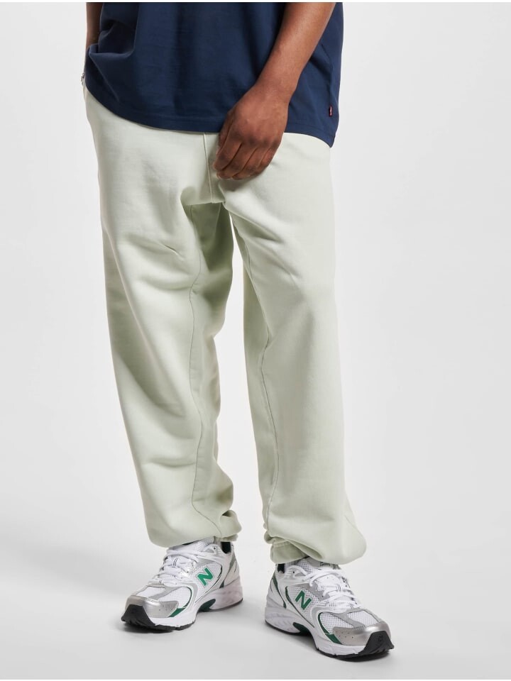 Спортивные штаны Levis, цвет natural dye lime lime