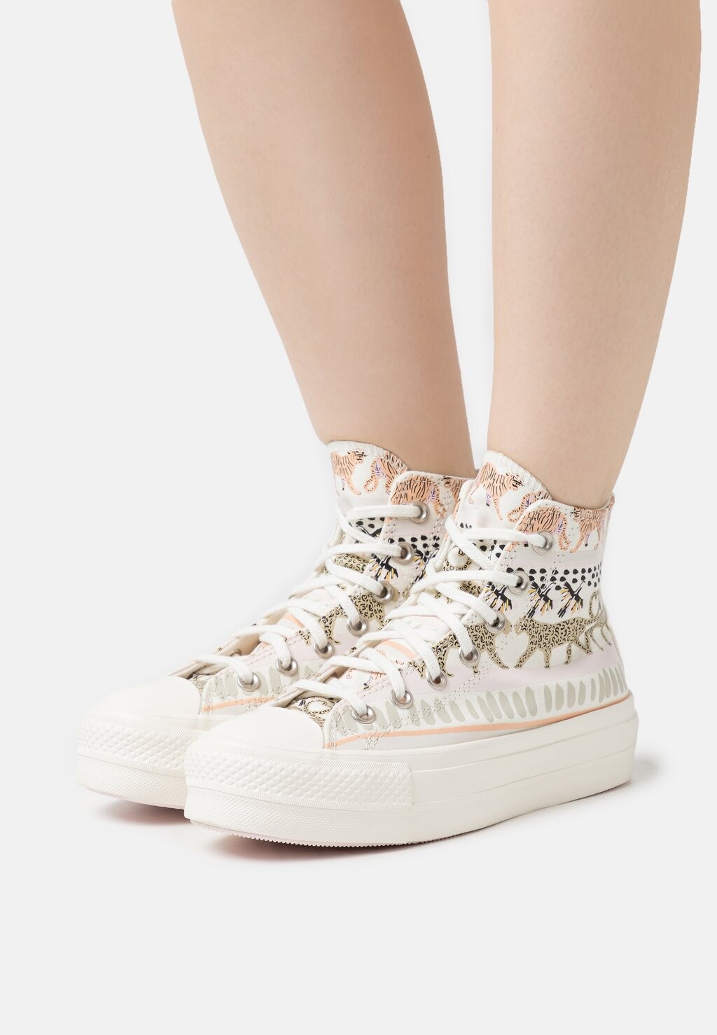 

Высокие кроссовки Converse Chuck Taylor All Star Lift, кремовый