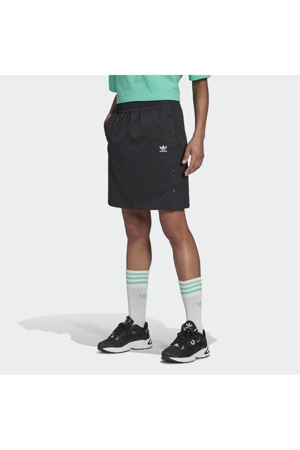 

Шорты - черные - нормальная талия adidas, черный