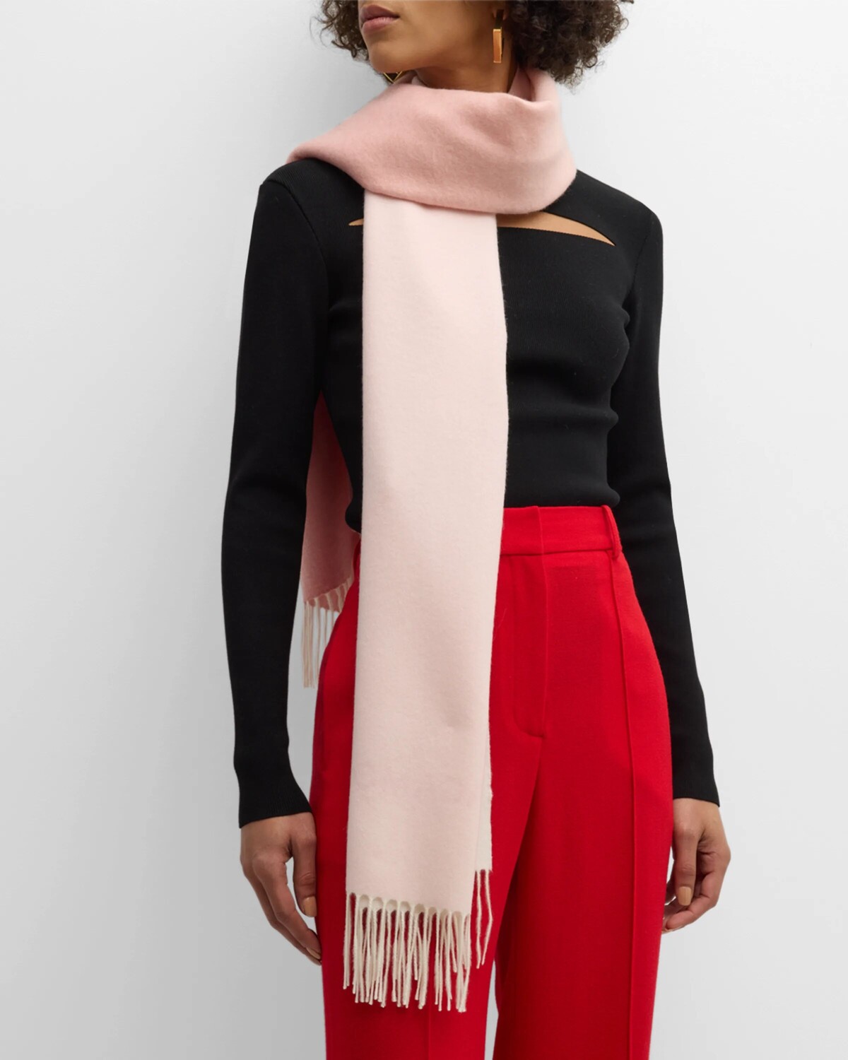 

Кашемировый шарф с эффектом омбре Ferragamo, цвет Nylundpink Mascarpone Nylund