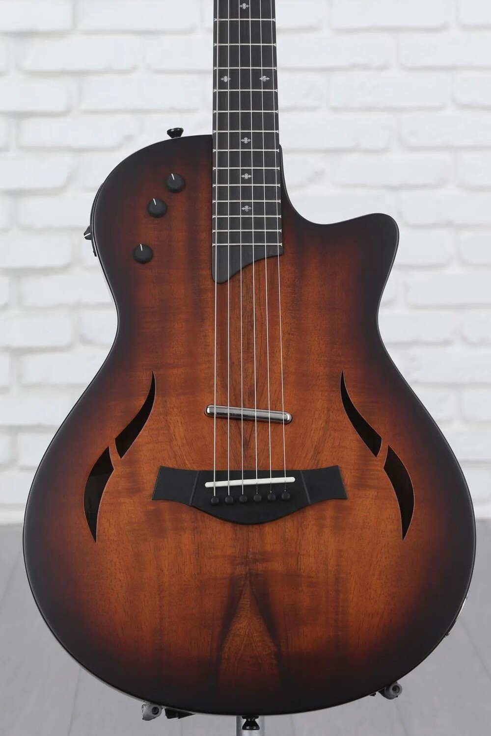 

Электрогитара Taylor T5z Classic Koa Hollowbody - Shaded Edgeburst