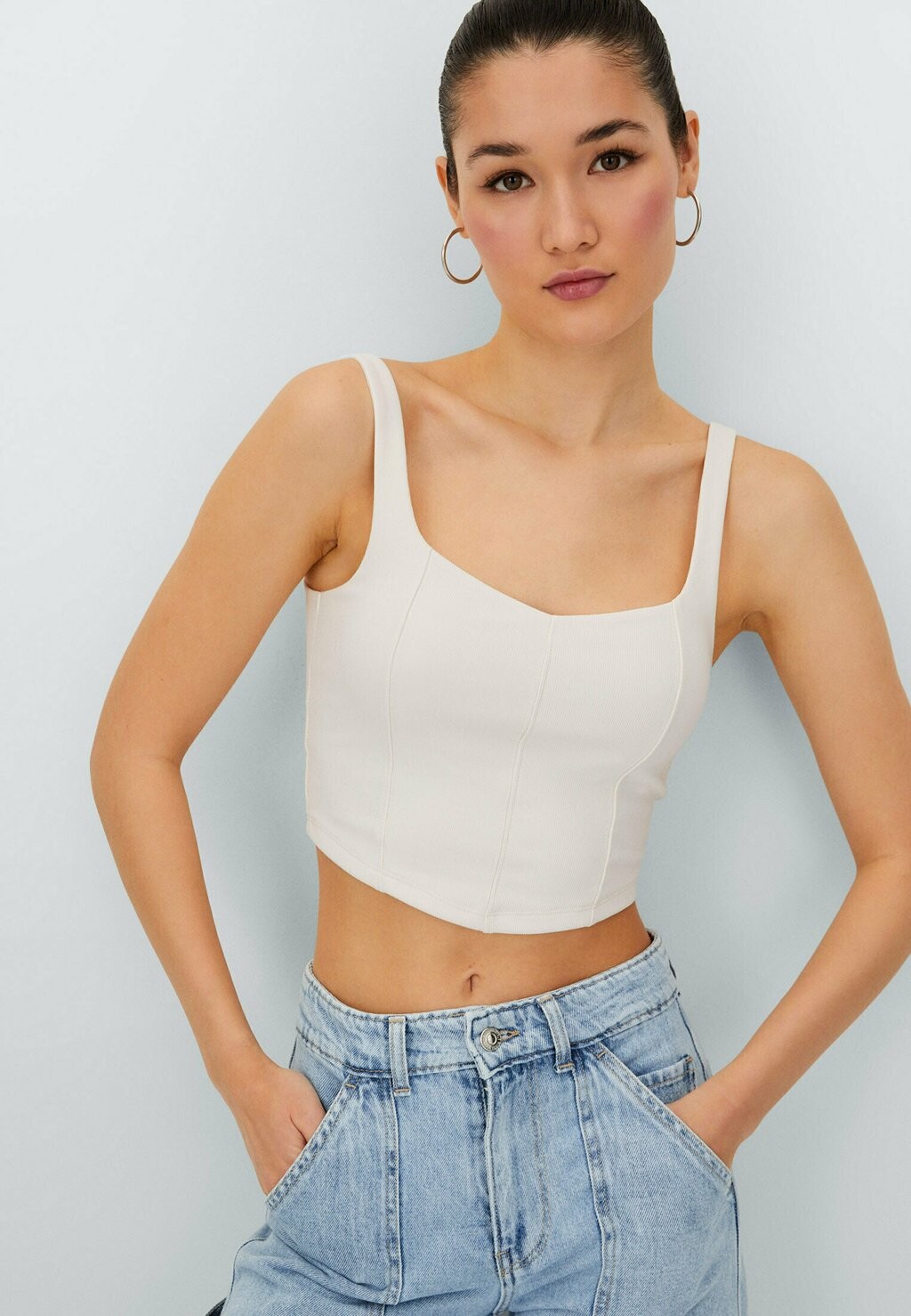 

Топ Stradivarius, бежевый
