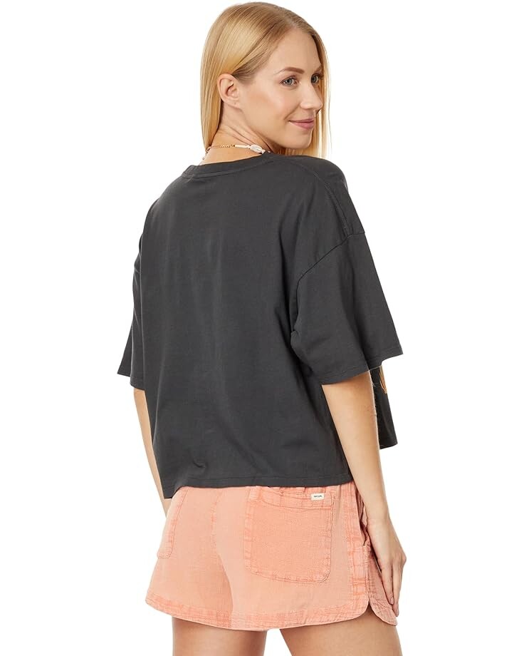 

Футболка Rip Curl Glow Heritage Crop Short Sleeve Tee, цвет Washed Black
