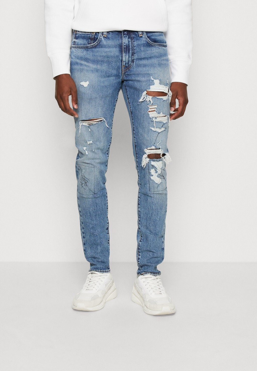 

Зауженные джинсы Levi's