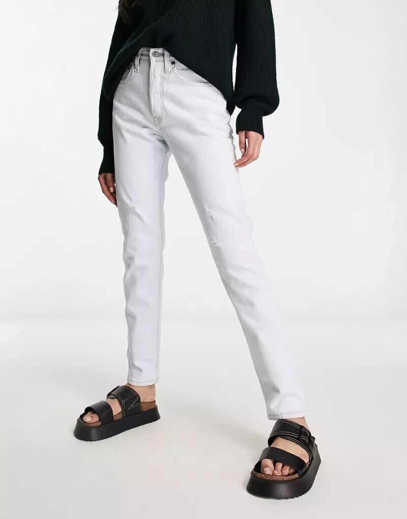

Светлые джинсы скинни Levi's 501