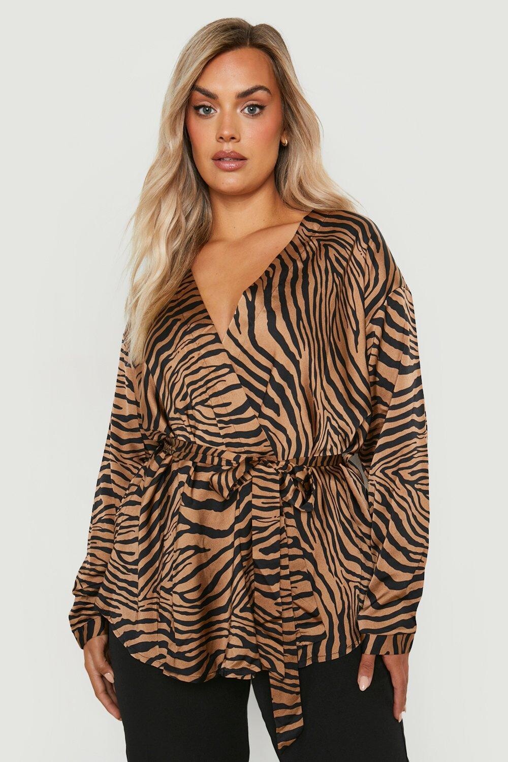 

Топ с запахом с принтом зебра Boohoo, шоколадный