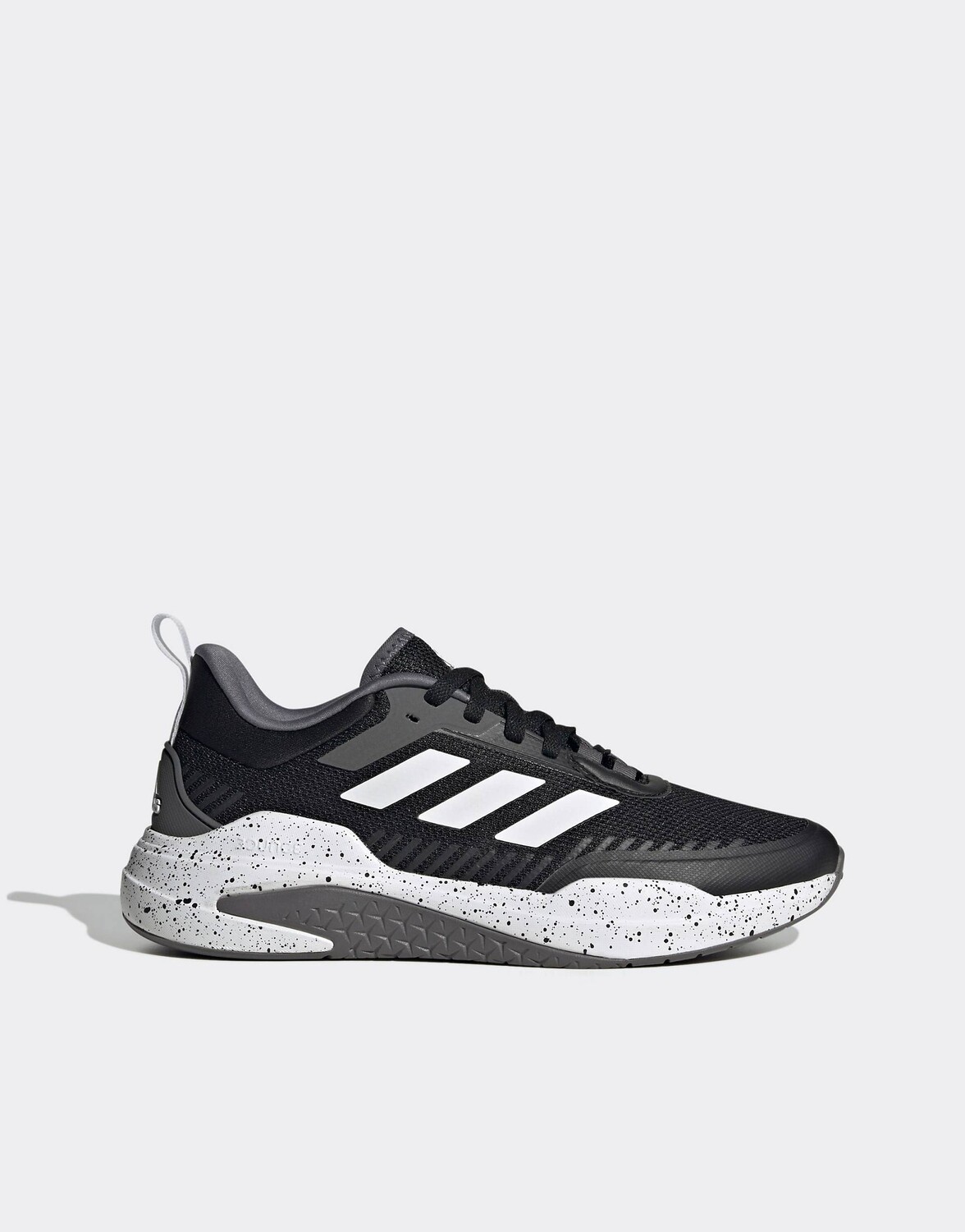 

Черно-белые кроссовки adidas Training Trainer V adidas performance