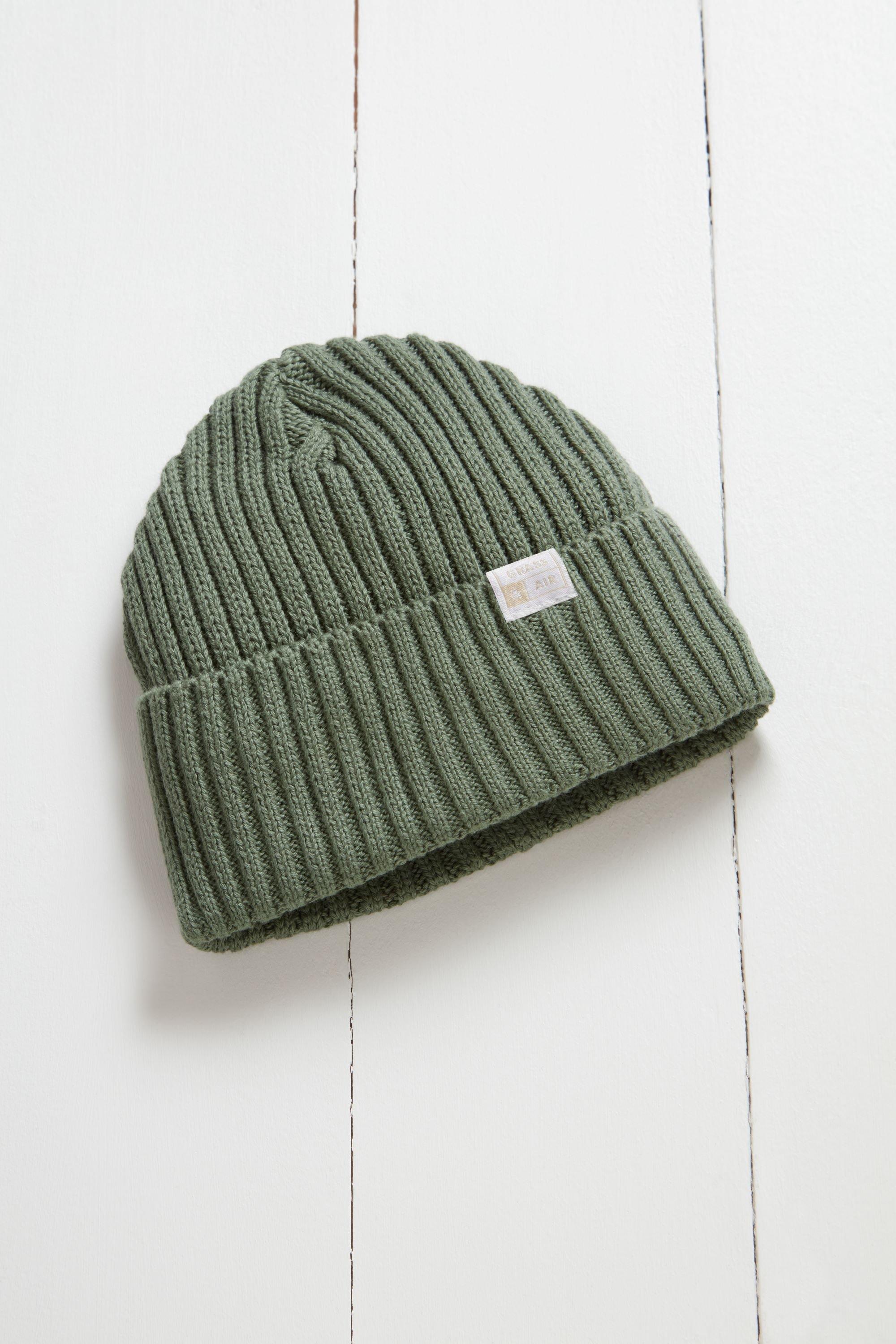шапка бини женская крупной вязки цвет – серый Шапка-бини массивной вязки Grass & Air, зеленый