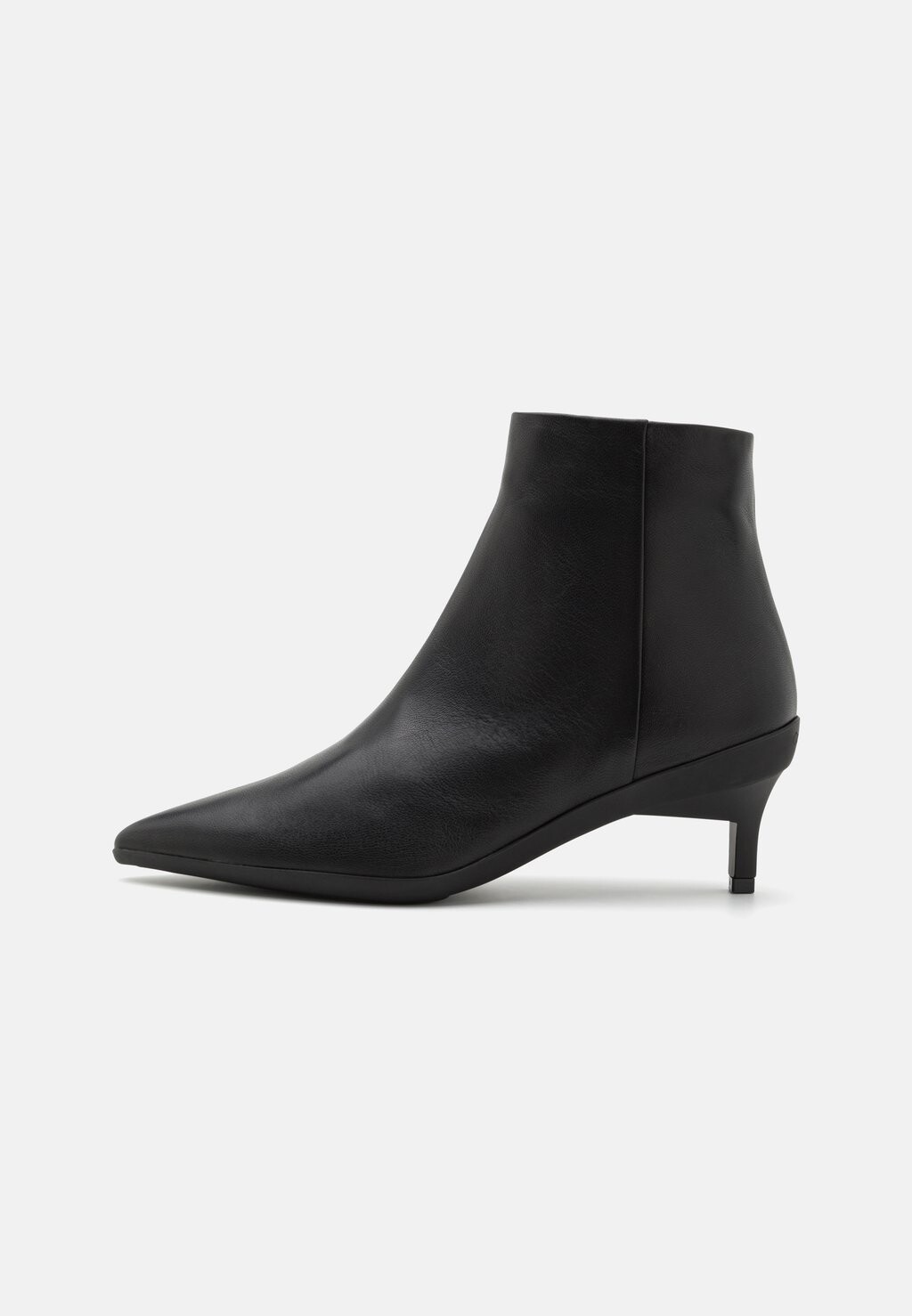 Нижние сапоги Calvin Klein WRAPPED STYLE BOOT, черный