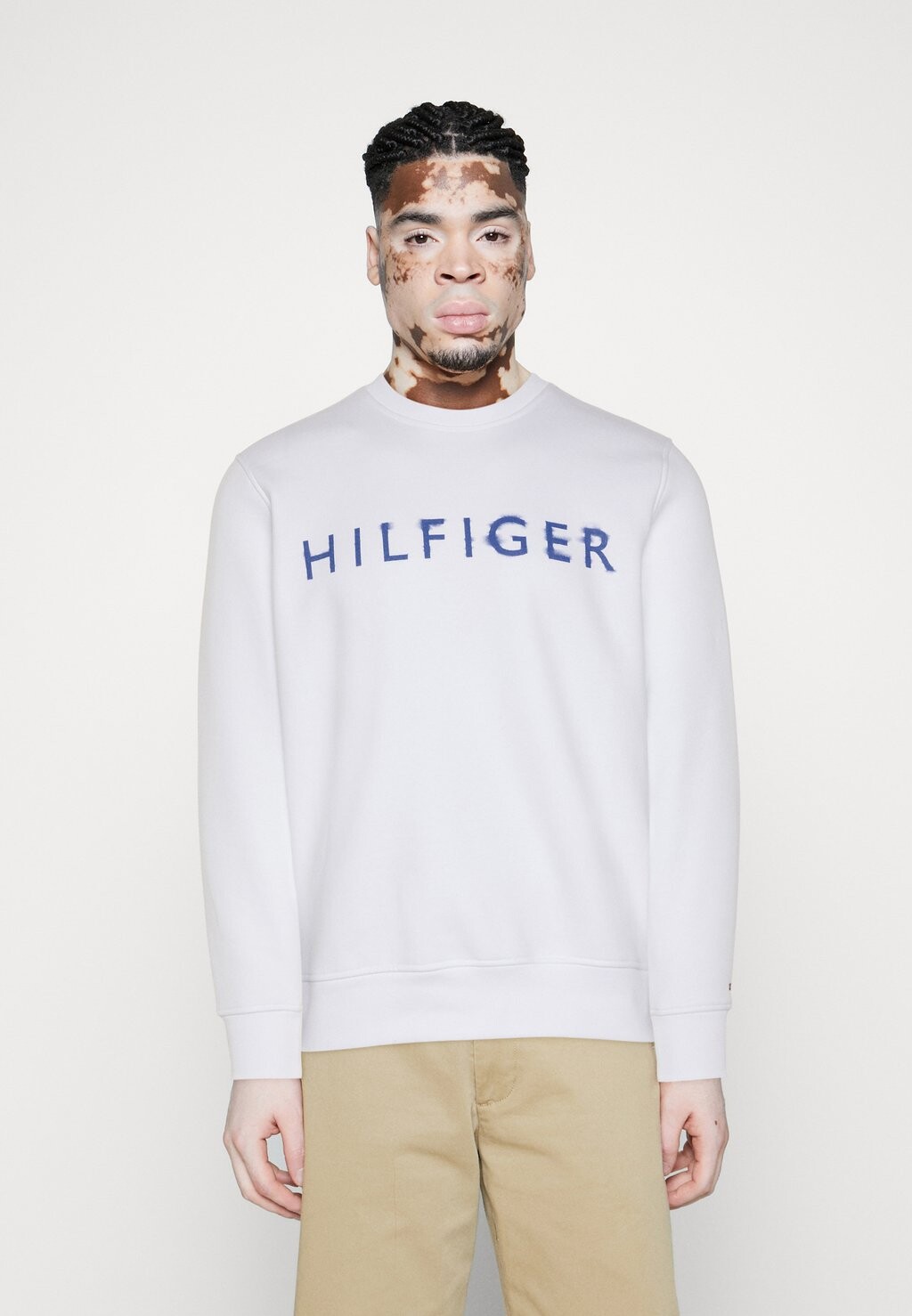 

Толстовка Tommy Hilfiger, белый