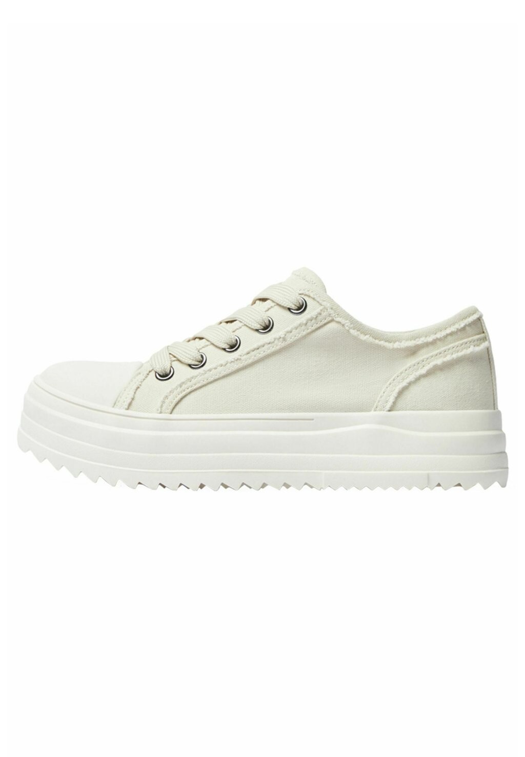 

Низкие кеды Bershka