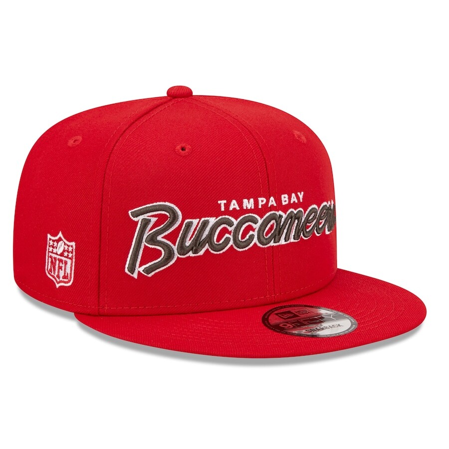 

Бейсболка New Era Tampa Bay Buccaneers, красный