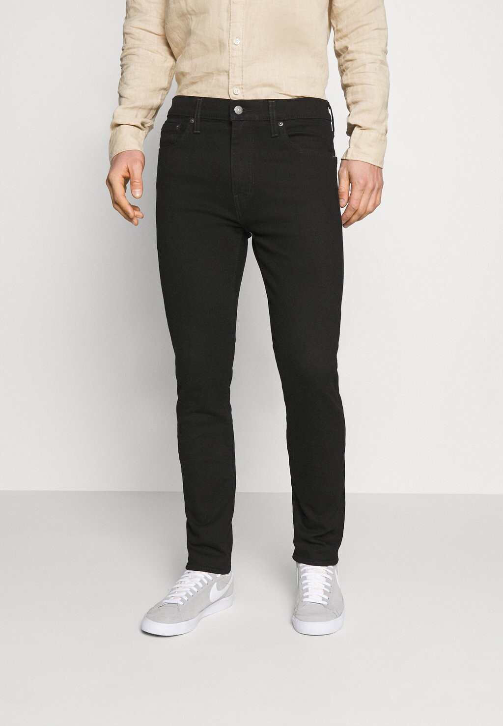 

Джинсы скинни Levi's 510 Skinny, черный лист