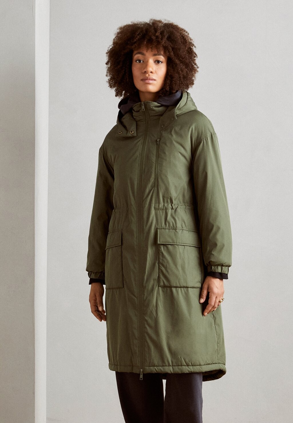 

Парка Hooded Marks & Spencer, цвет hunter green