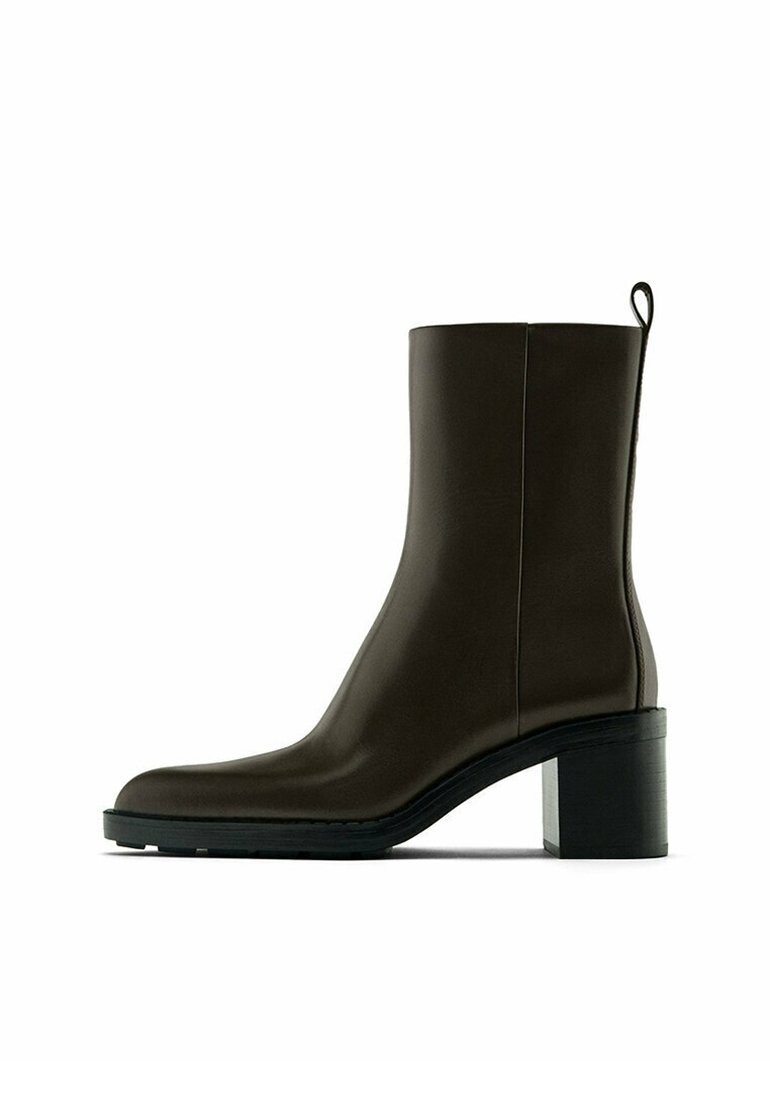 

Классические ботильоны Massimo Dutti CHUNKY, темно-коричневый