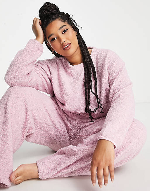 

Розовый комплект из свитера и брюк Lounge Borg ASOS DESIGN Curve