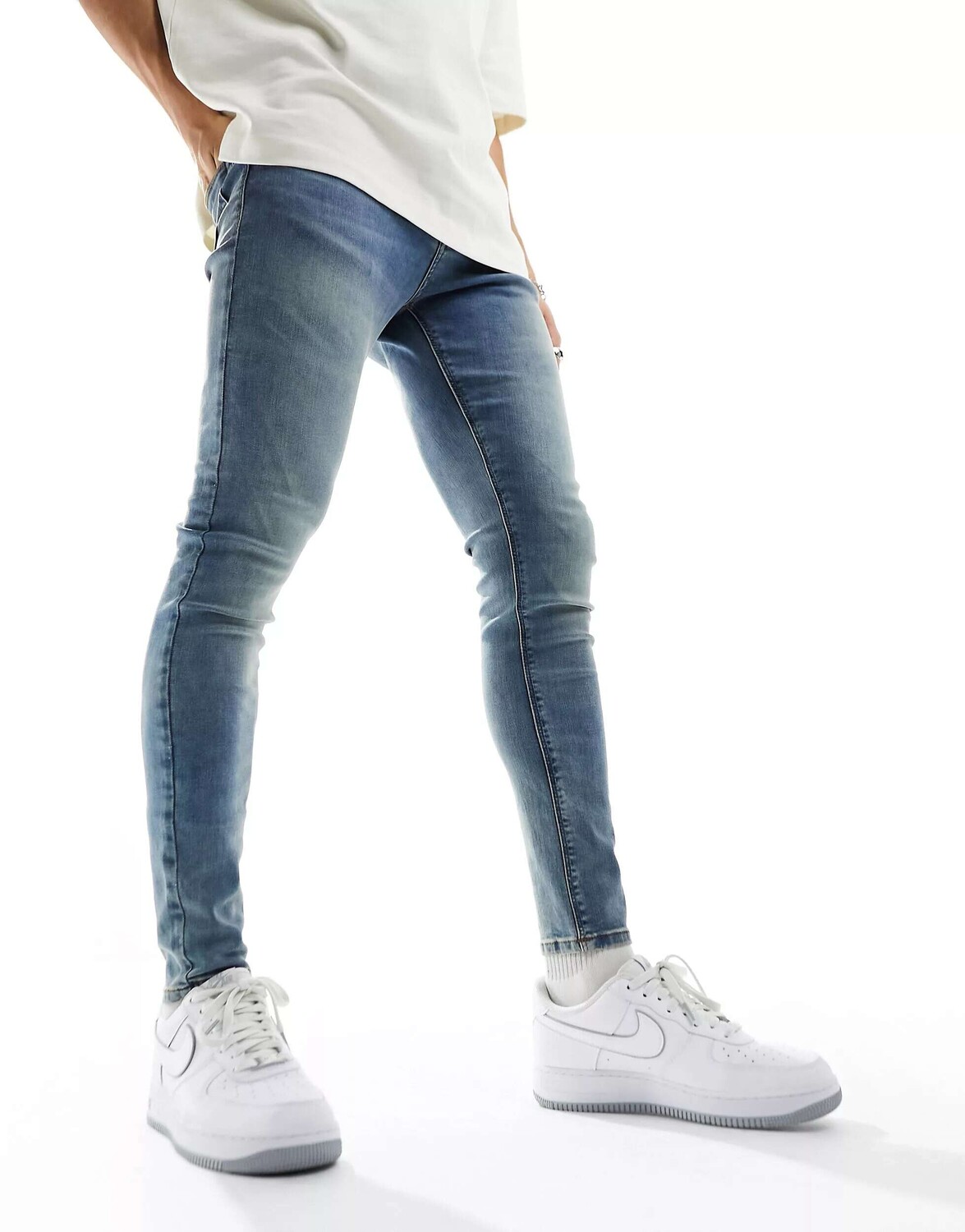 

Синий спрей для джинсов ASOS