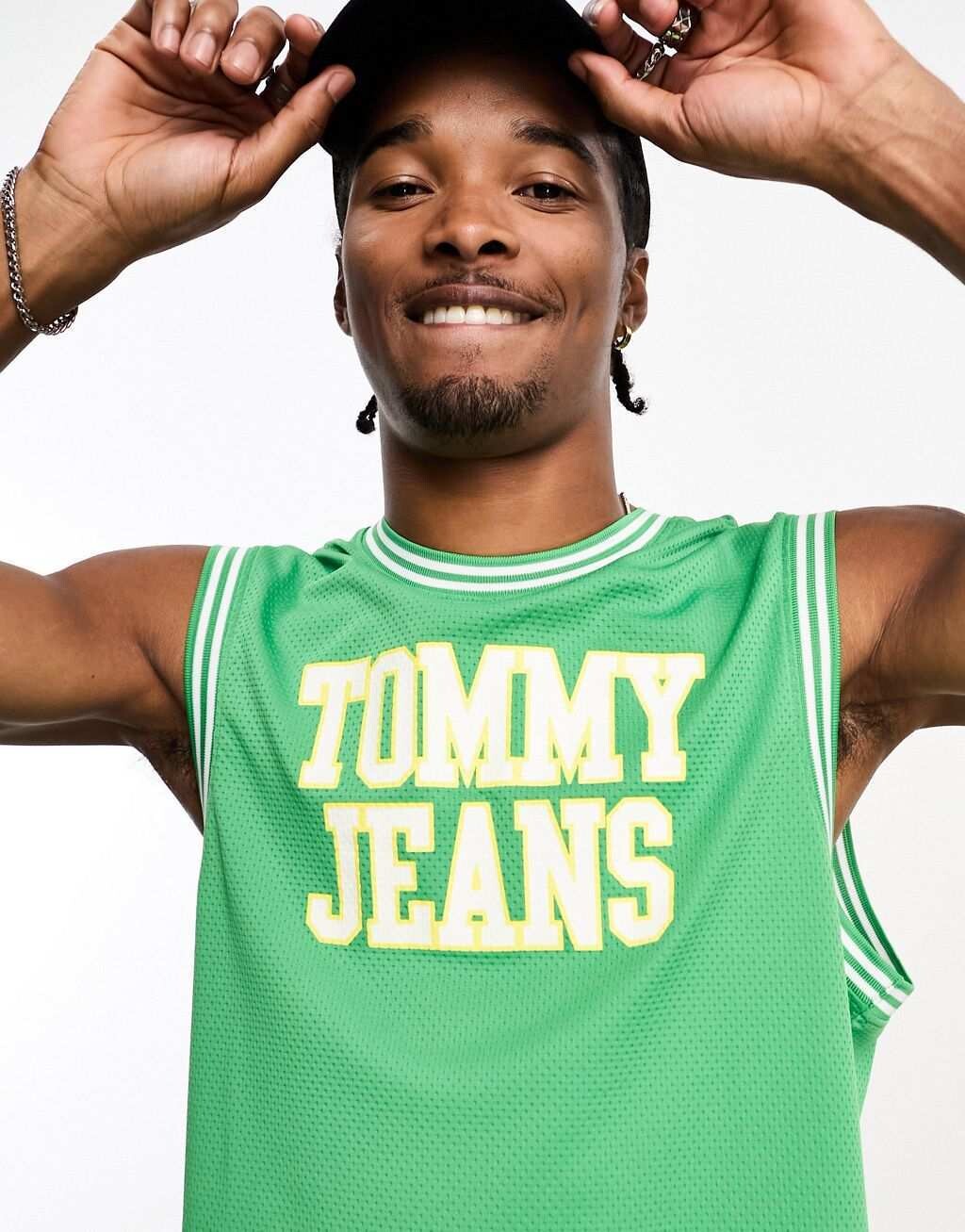

Зеленая спортивная майка Tommy Jeans
