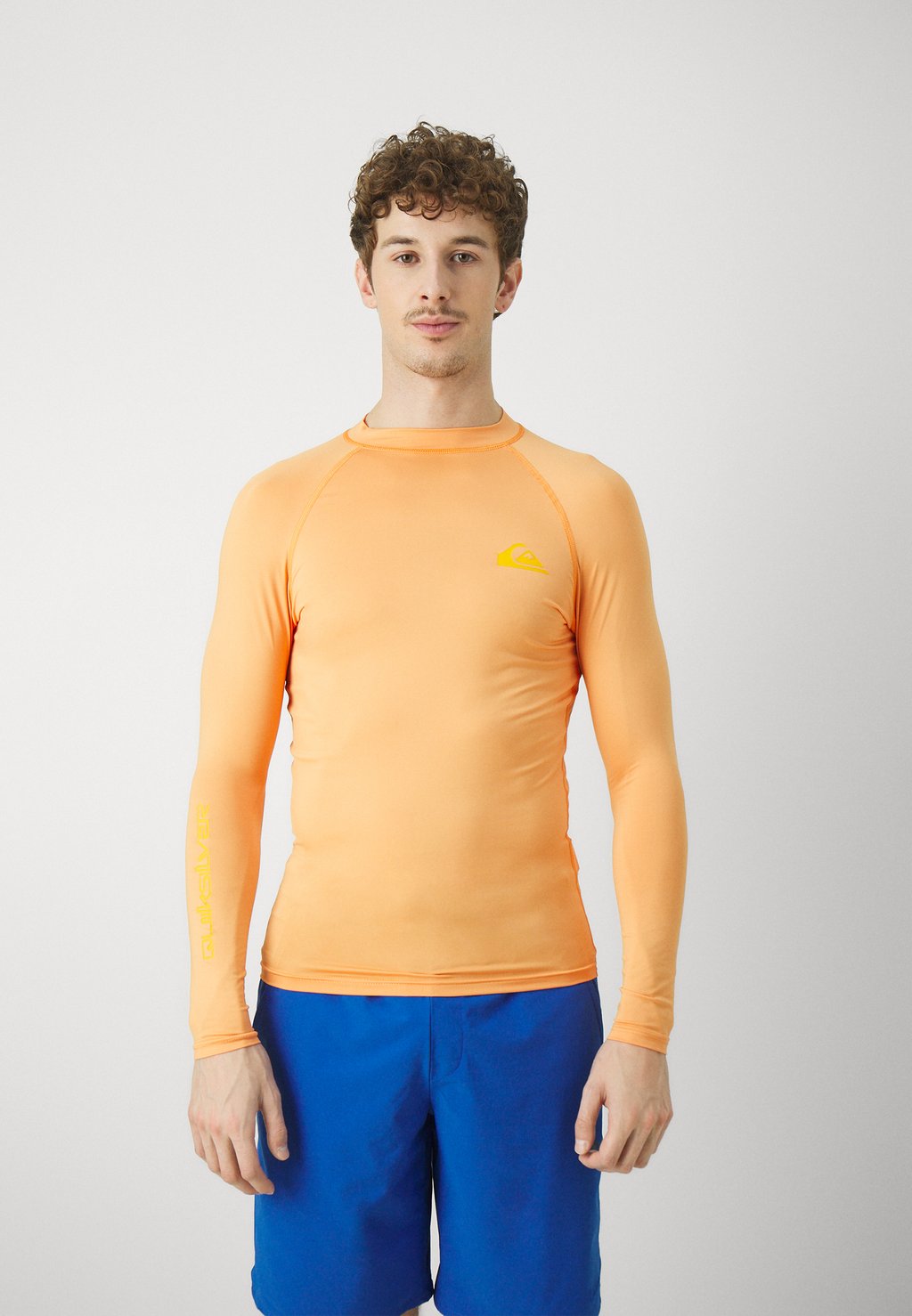 Рубашка для серфинга Everyday Upf50 Quiksilver, цвет apricot цена и фото