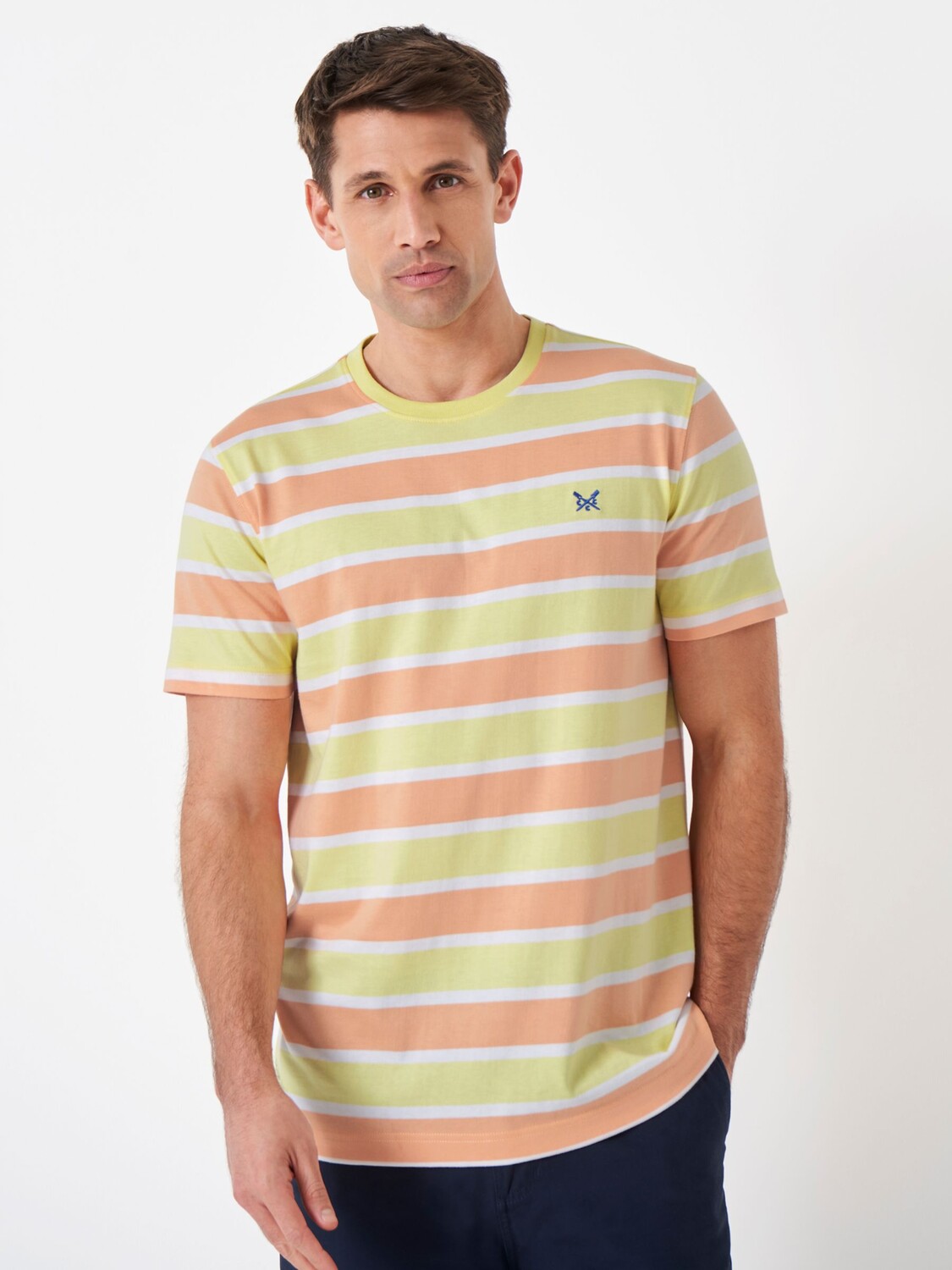 

Crew Clothing Хлопковая футболка в полоску Haxby, желтая